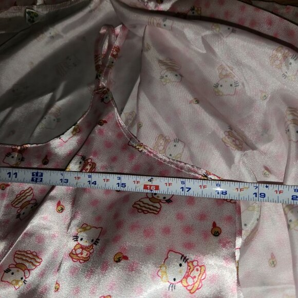 Hello Kitty Pink Silk Kimono Robe & Nightgown Set - Picture 5 of 7